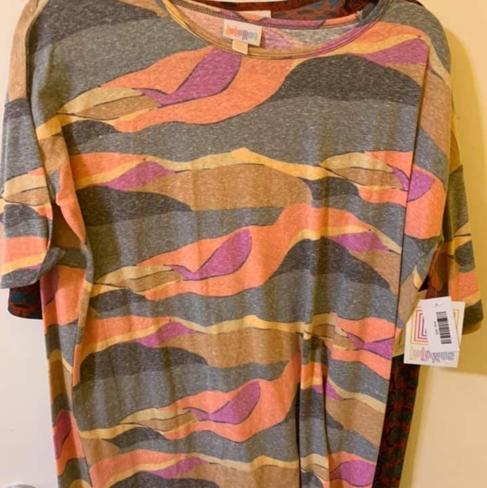 Lularoe Irma - Picture 2 of 2